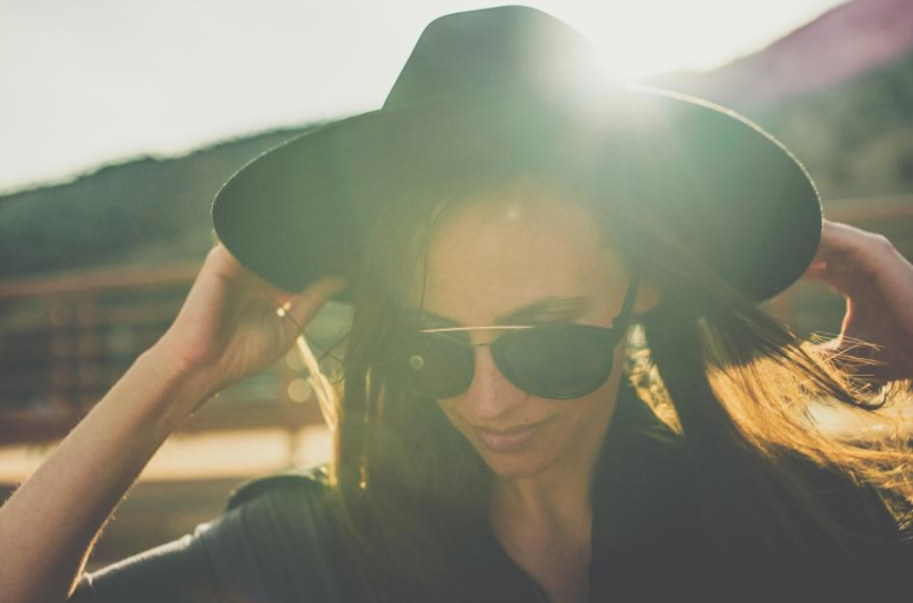 Free_image_of_sunrise__sunshine__sunlight_-_StockSnap_io