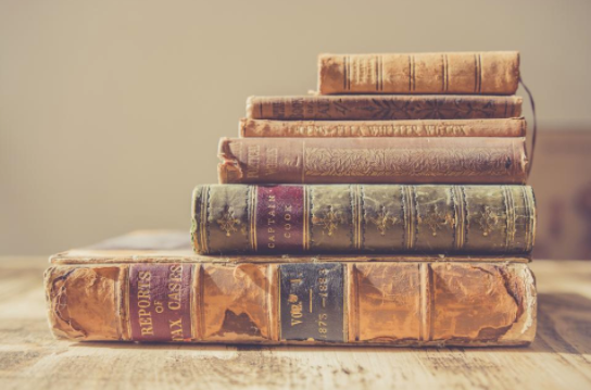 Free_image_of_book__old__vintage_-_StockSnap_io
