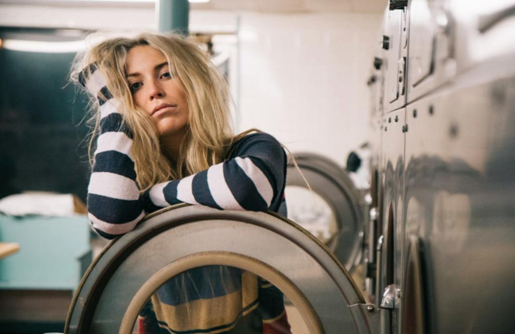 Free_image_of_people__woman__stripes_-_StockSnap_io